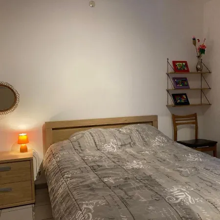 Cosy Directly On The In